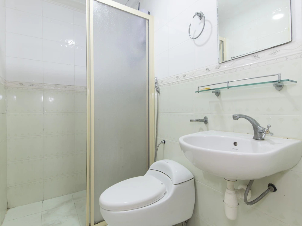 Dream Hotel by OYO Rooms
