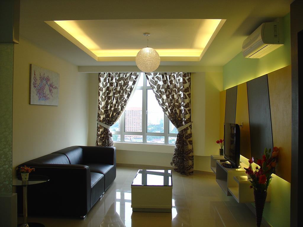 Duta Hotel and Residence