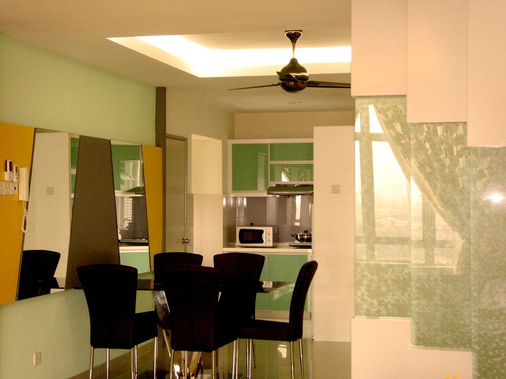 Duta Hotel and Residence