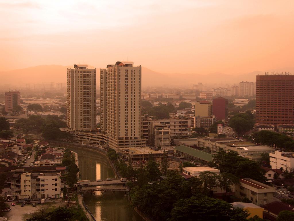 Duta Hotel and Residence