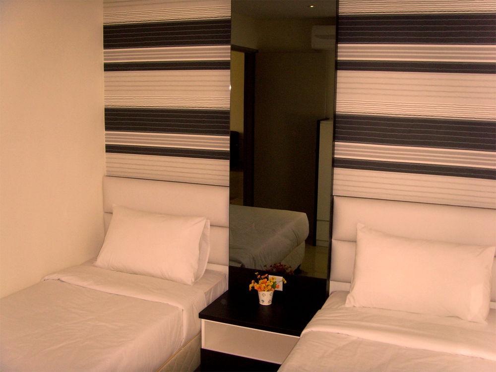 Duta Hotel and Residence