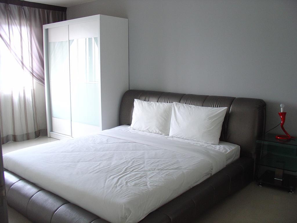 Duta Hotel and Residence