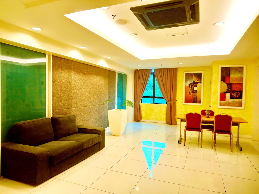 ESQ Shamelin Hotel