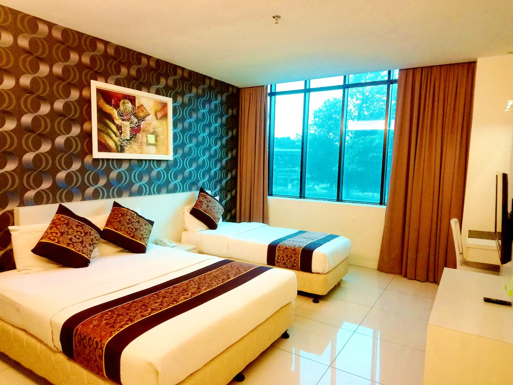 ESQ Shamelin Hotel