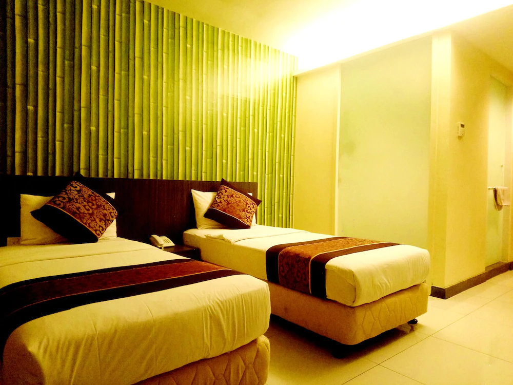 ESQ Shamelin Hotel