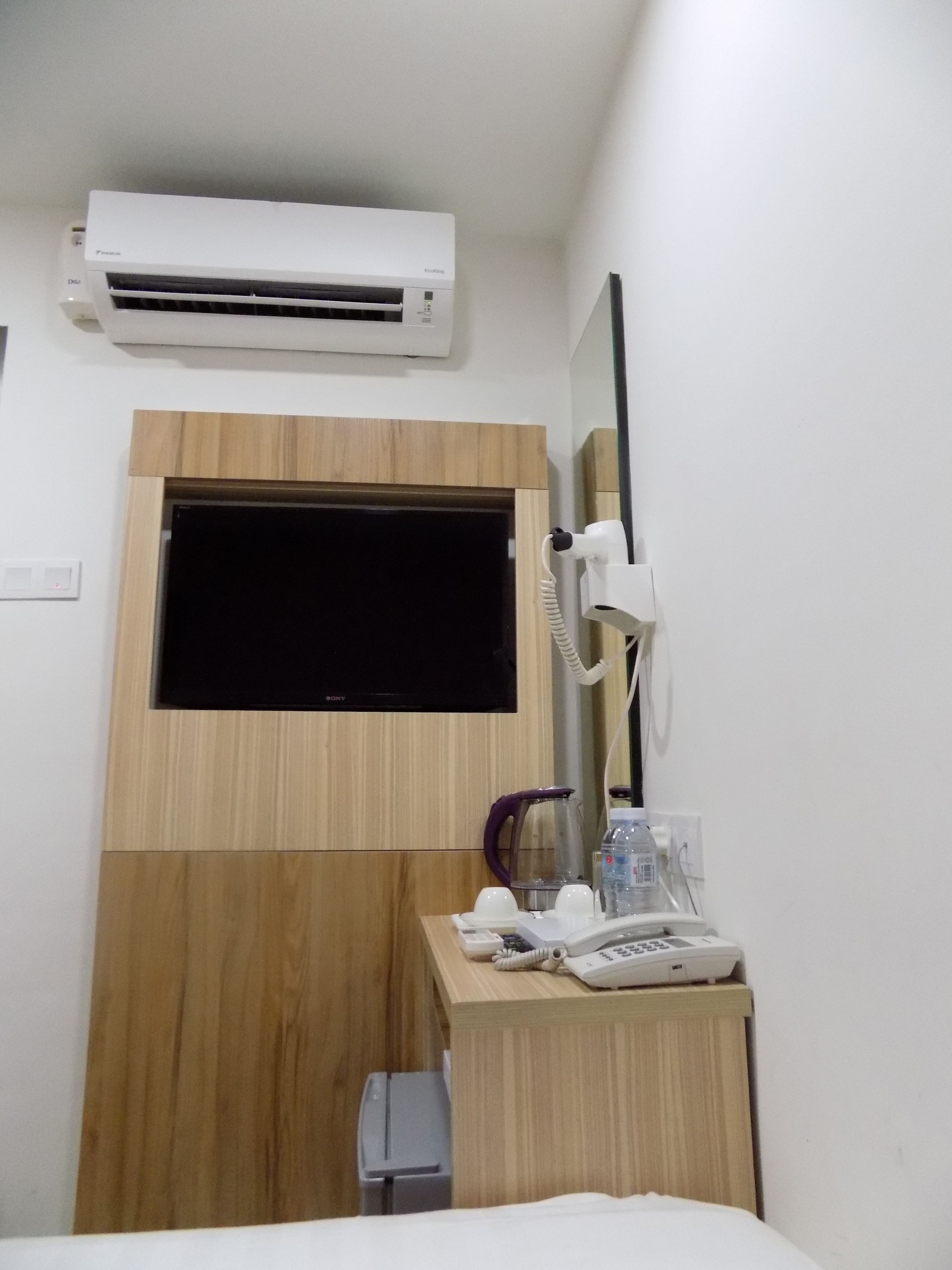 Alaxis Hotel