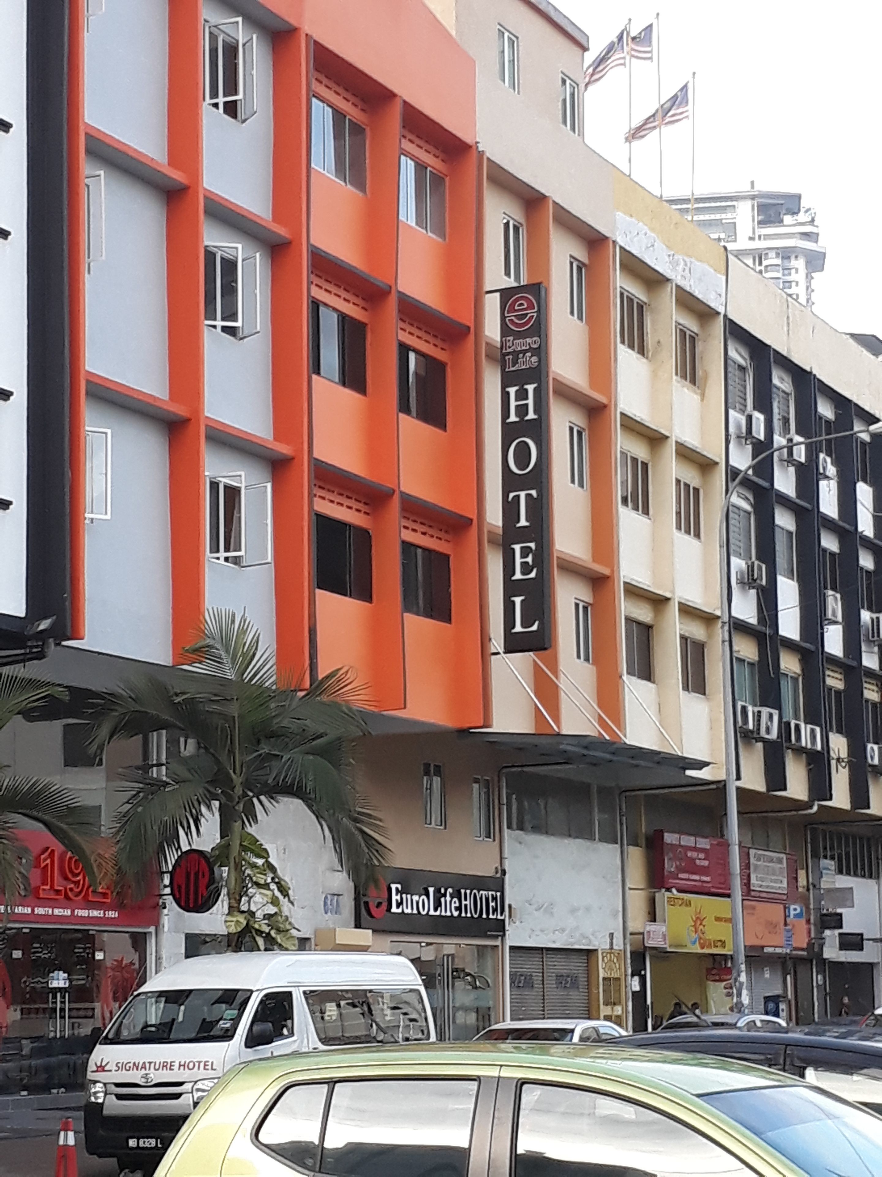 Alaxis Hotel