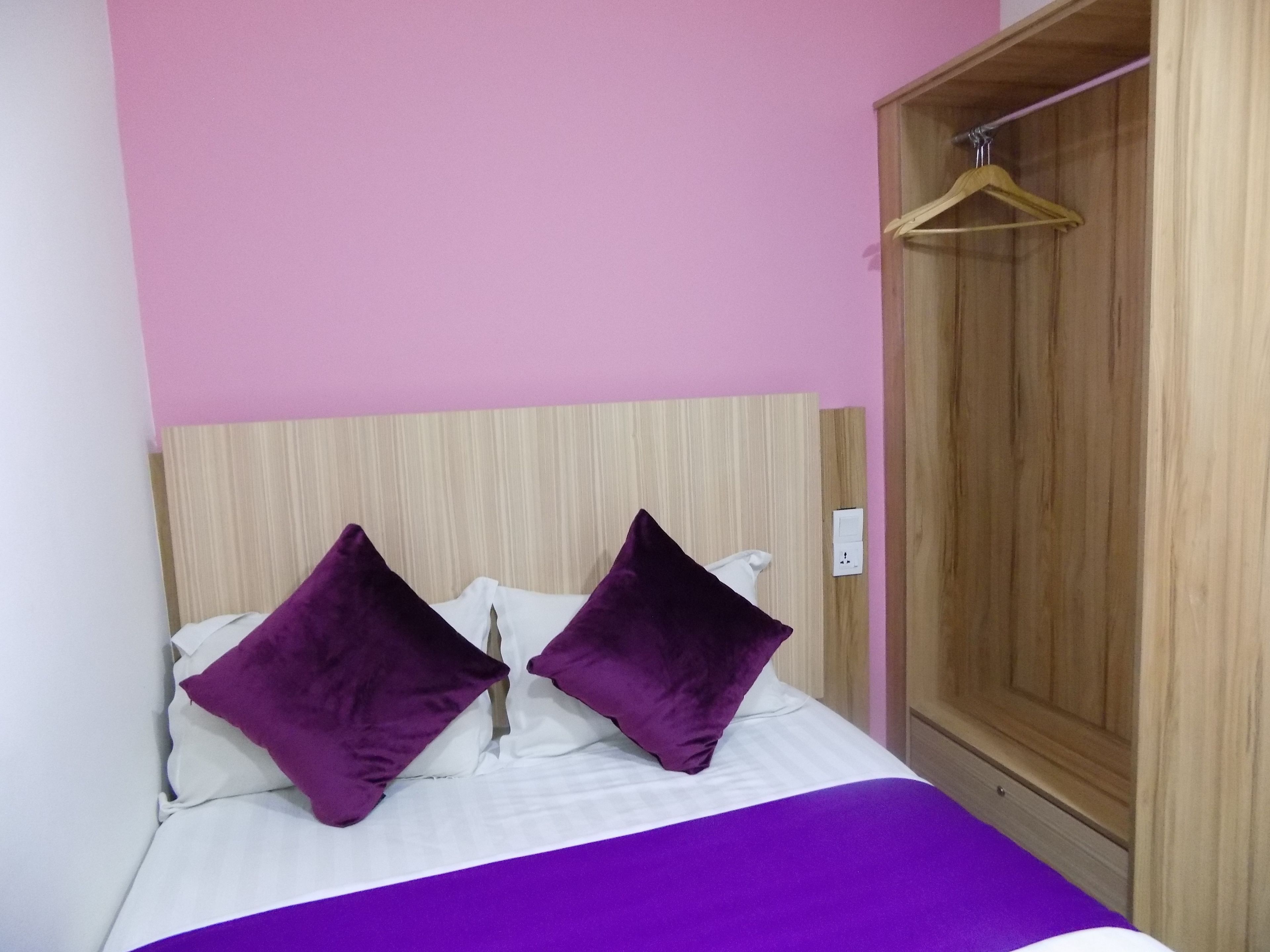 Alaxis Hotel