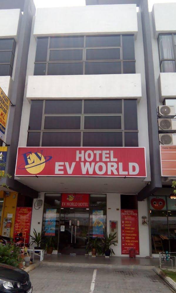 Ev World Hotel Sg Besi @ TBS