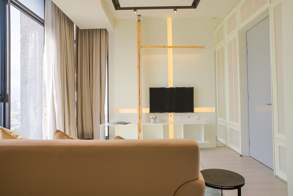 Expressionz Professional Suites by Mad KL Stay