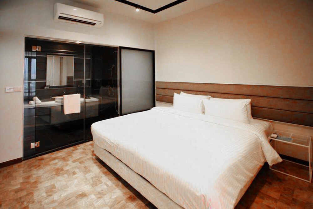 Expressionz Professional Suites by Mad KL Stay