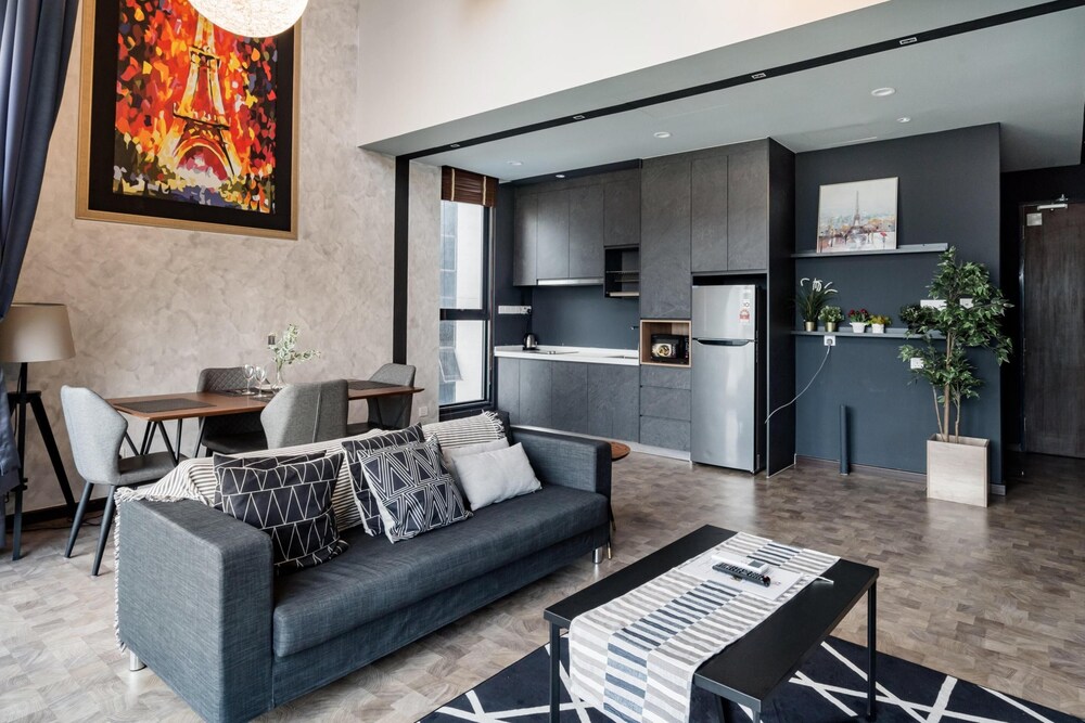 Expressionz Professional Suites by Mad KL Stay