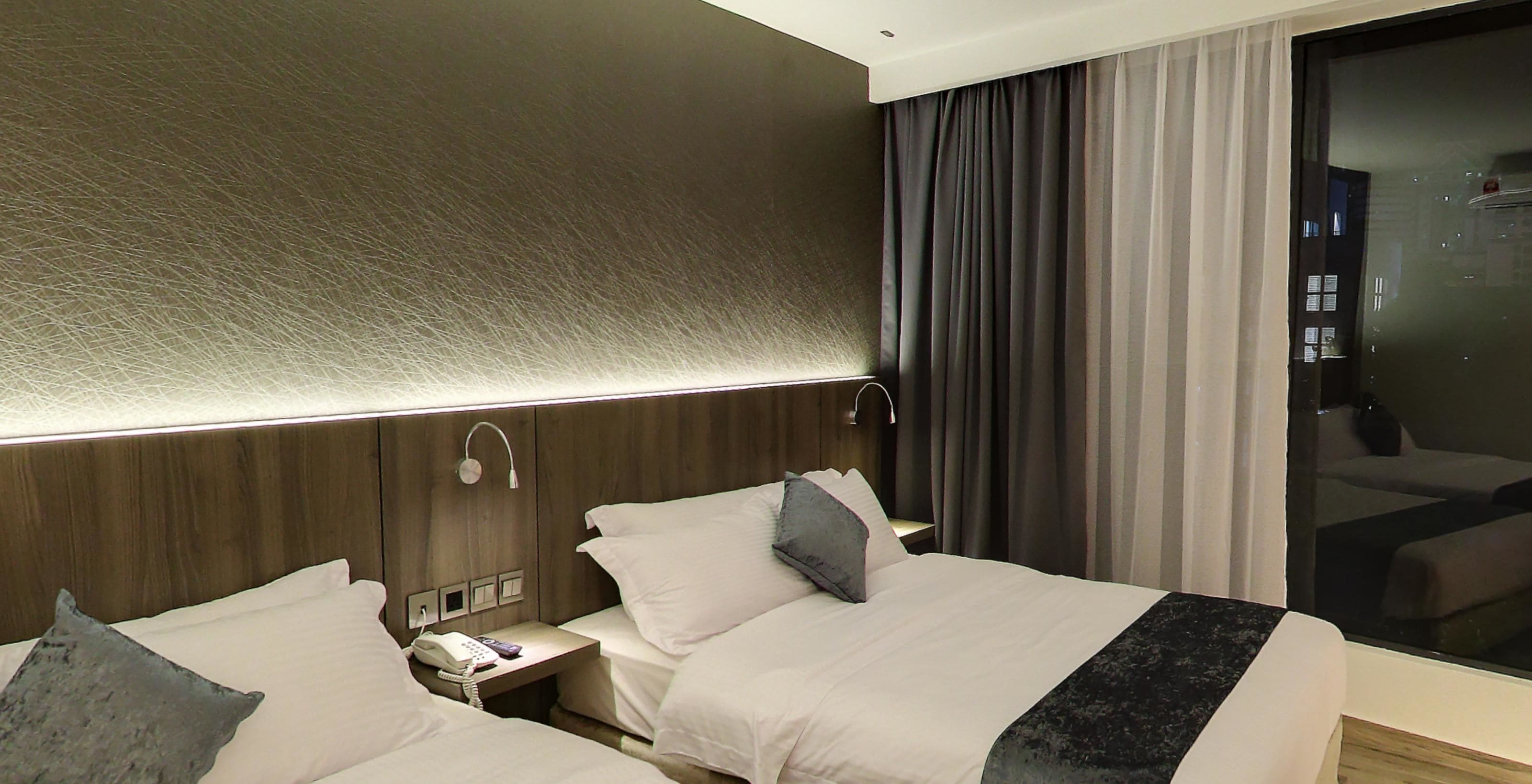 Flora by Crossroads Hotel