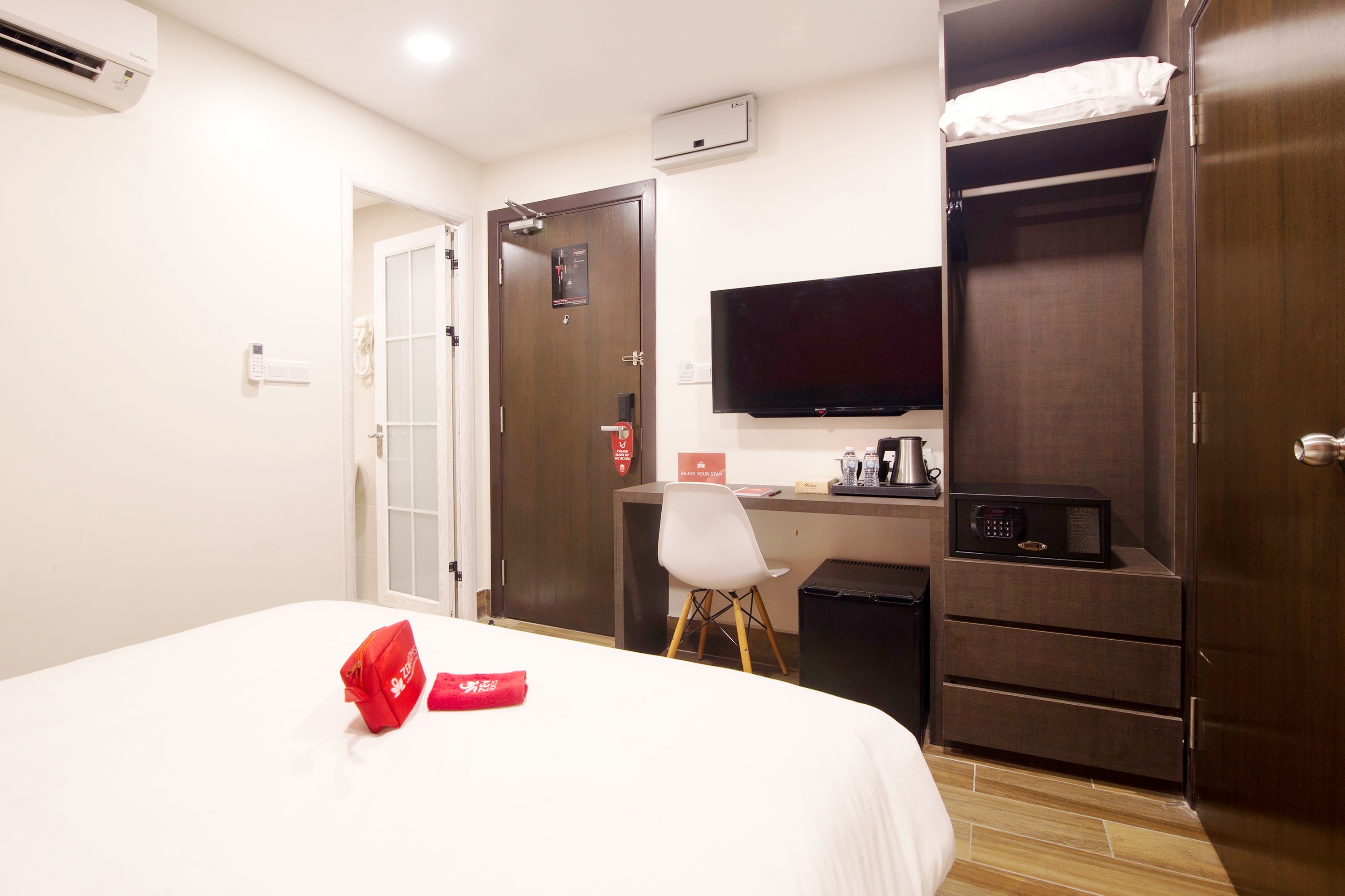 GDS Hotel Sentral by ZEN Rooms