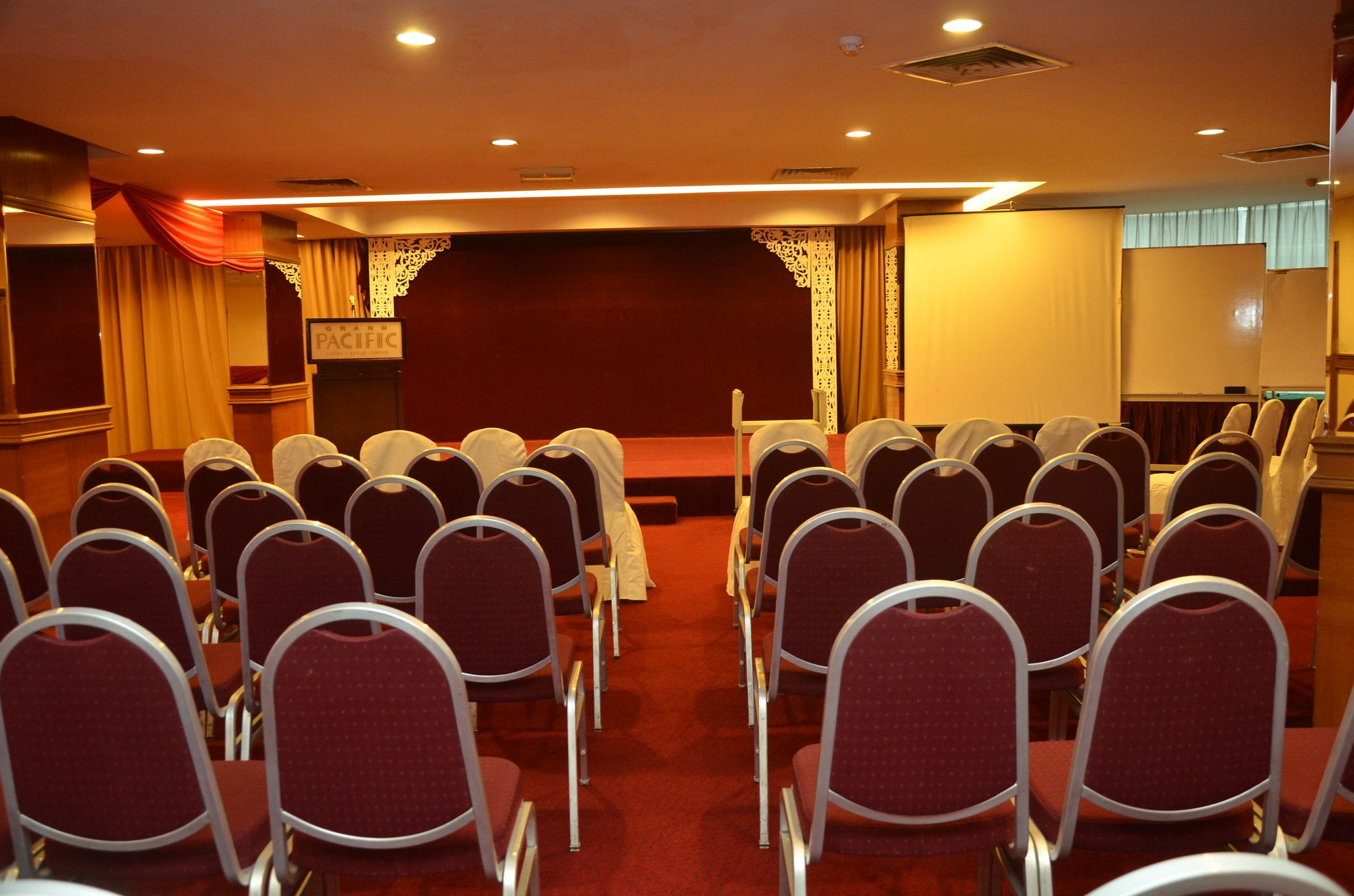 Grand Pacific Hotel
