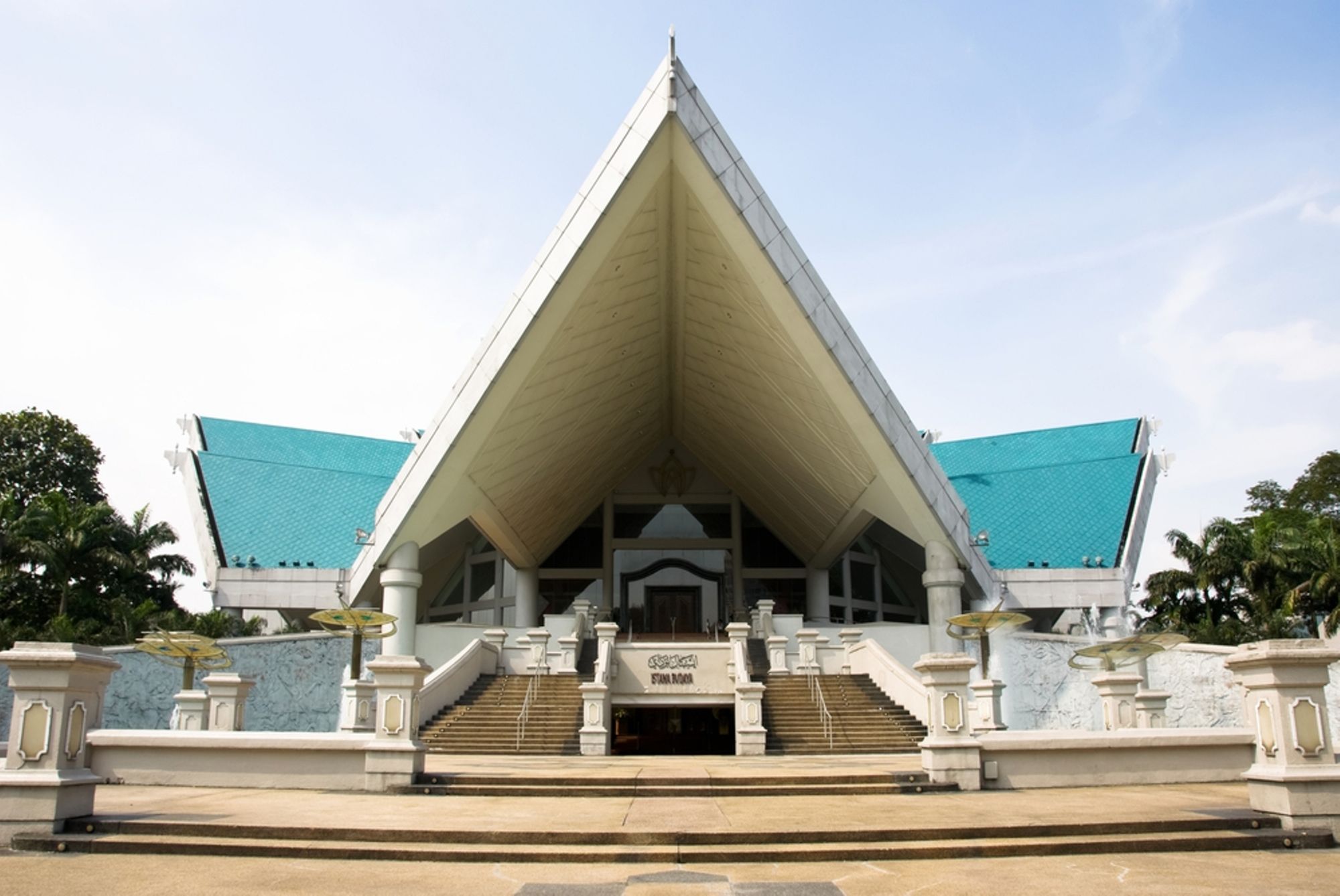 Grand Pacific Hotel
