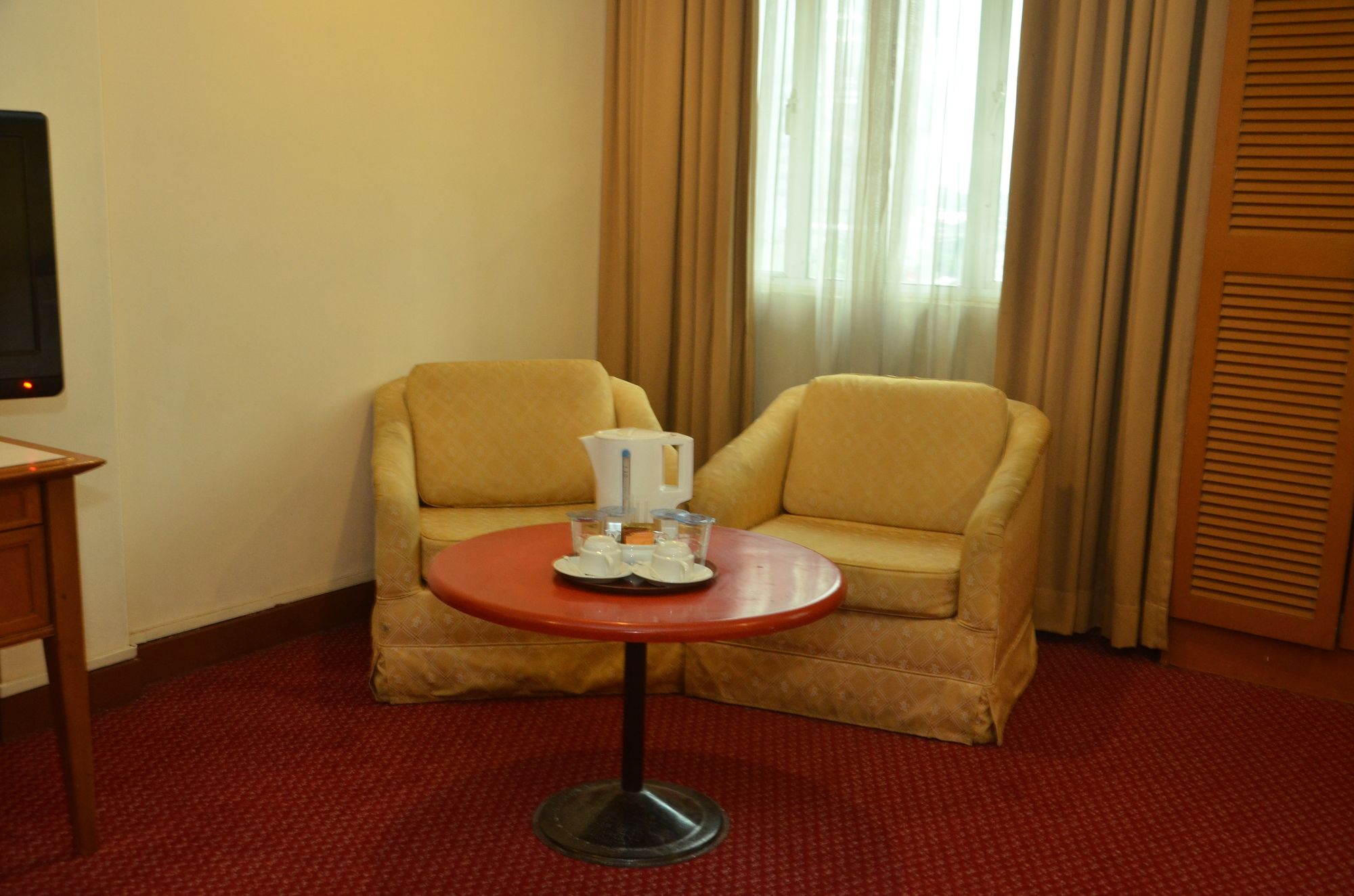 Grand Pacific Hotel