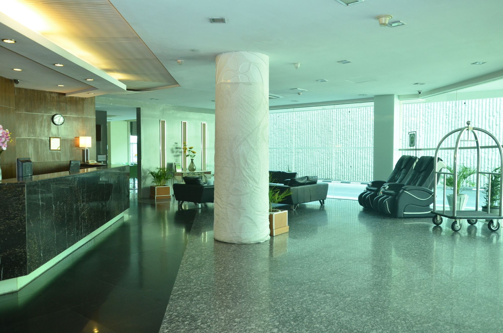 Grand Pacific Hotel