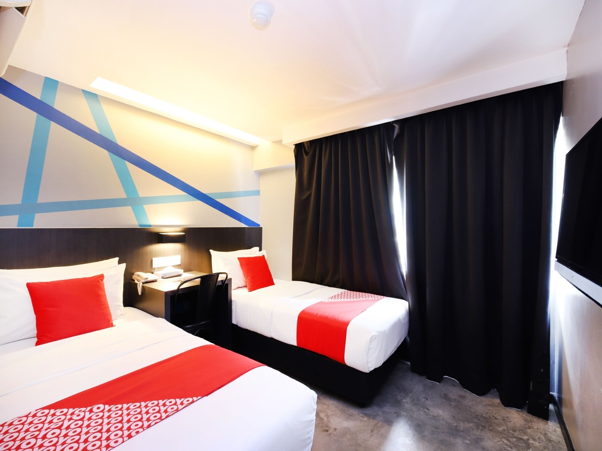Grid 9 Hotel by OYO