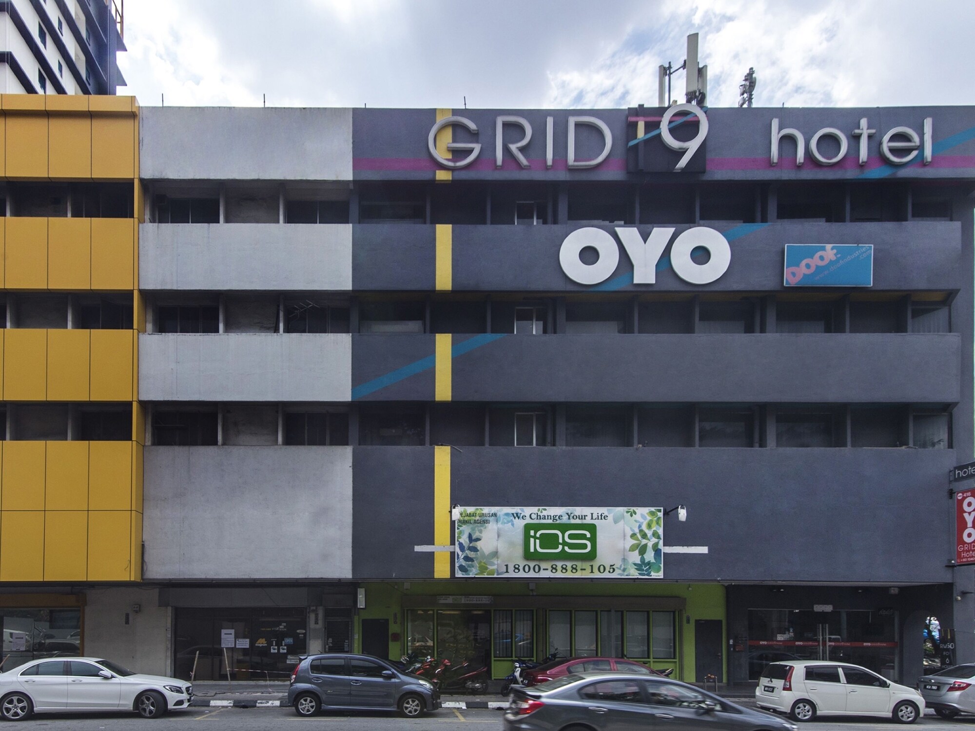 Grid 9 Hotel by OYO