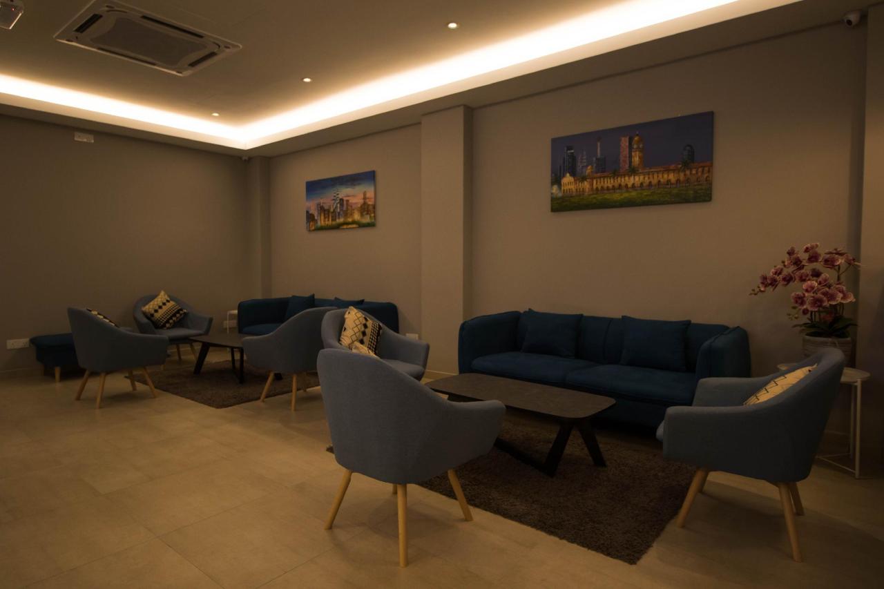 Hexa Hotel