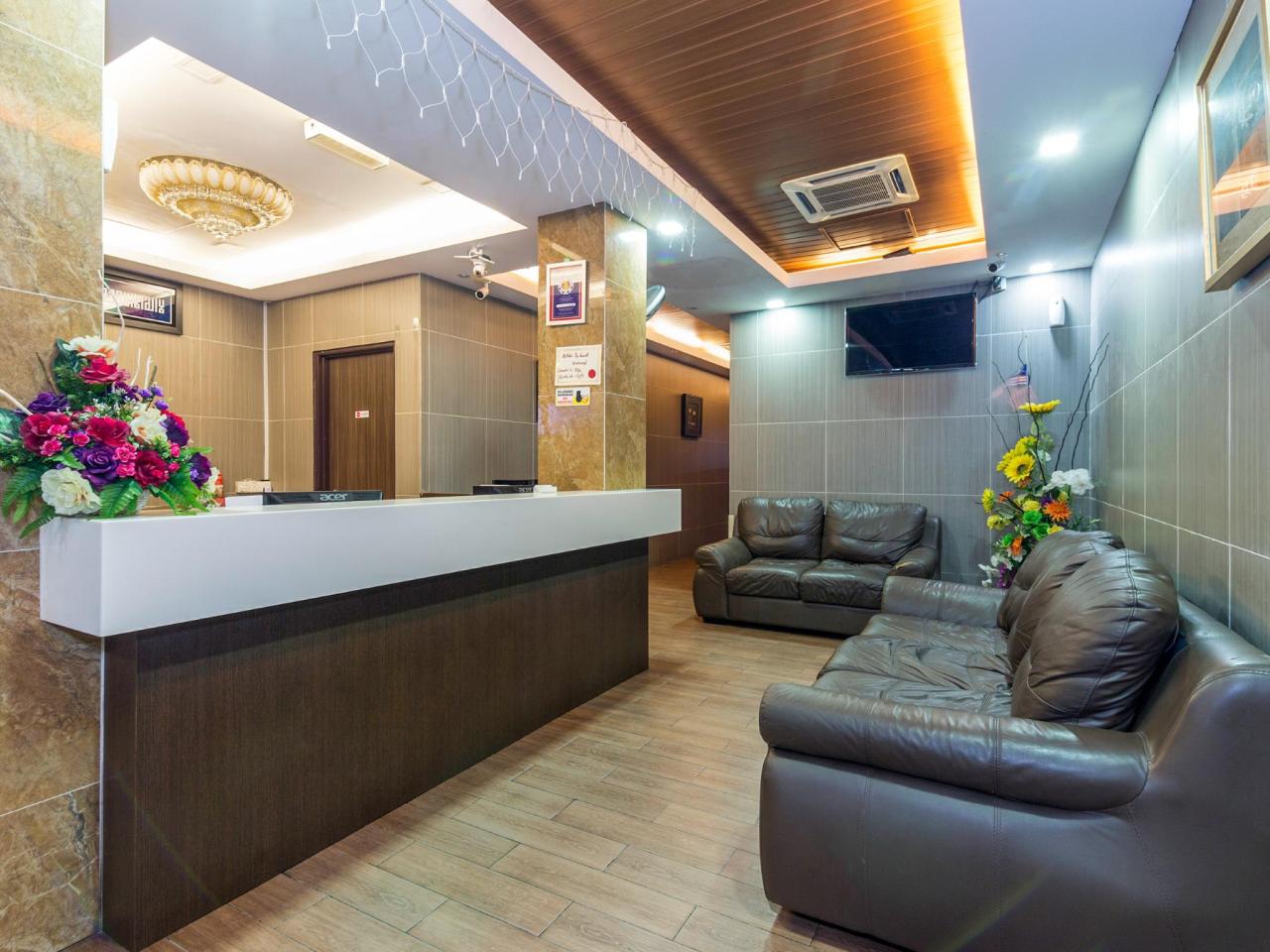 Hotel De'Grand Orchard by OYO Rooms