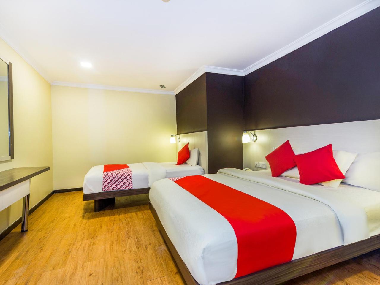 Hotel De'Grand Orchard by OYO Rooms