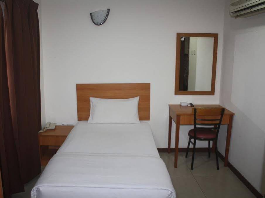Hotel Hibiscus City
