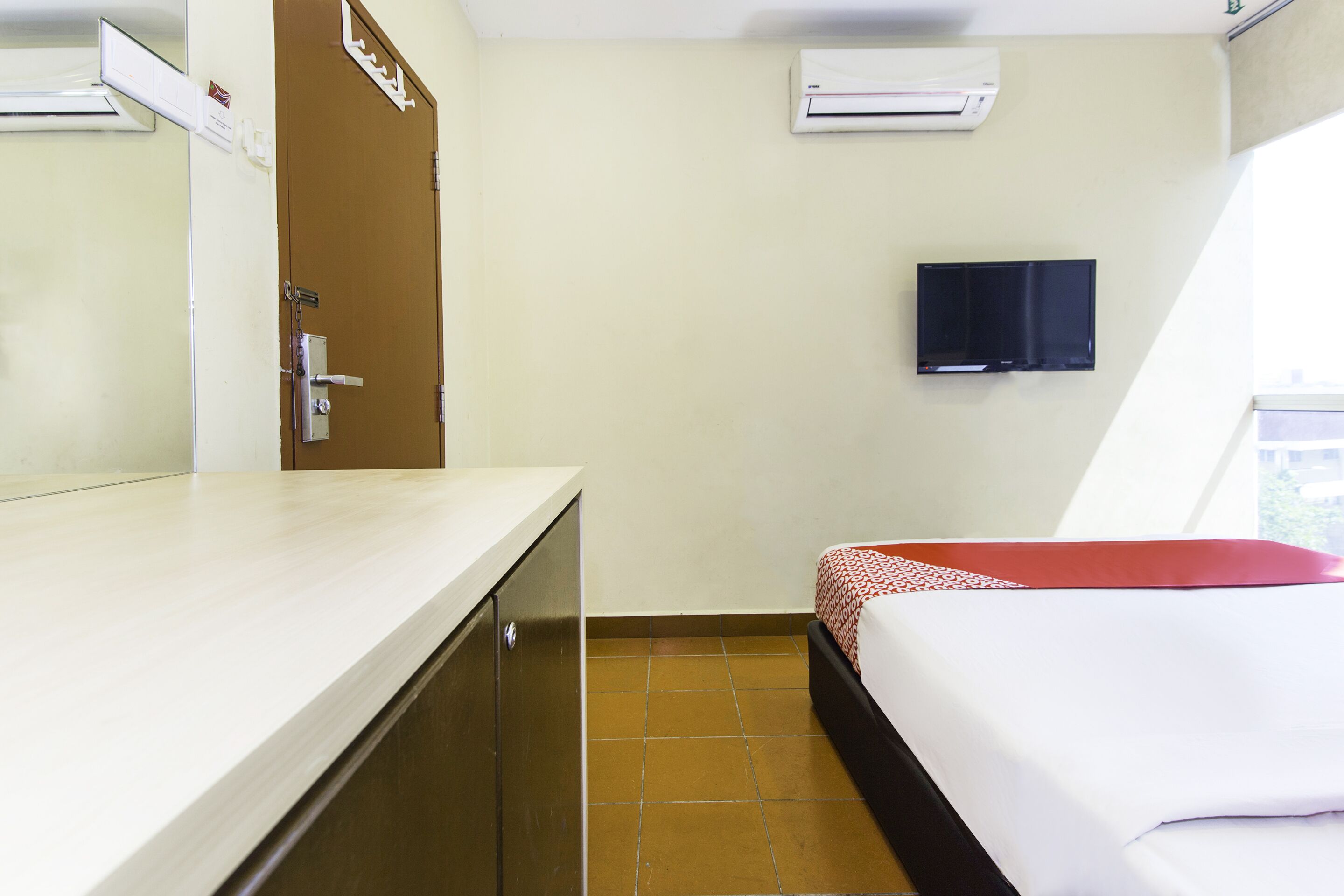 Hotel Narasindo by Oyo Rooms