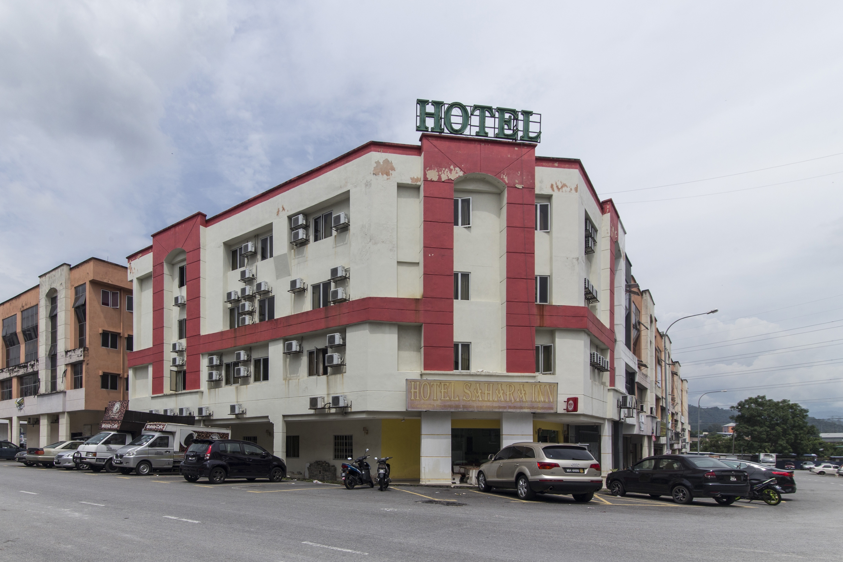 Hotel Sahara Inn By OYO Rooms
