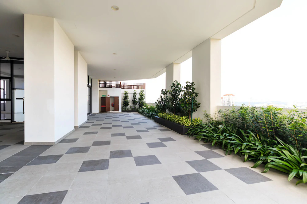 J.Dupion Boutique Suites by NowHere