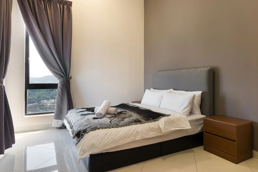J.Dupion Boutique Suites by NowHere