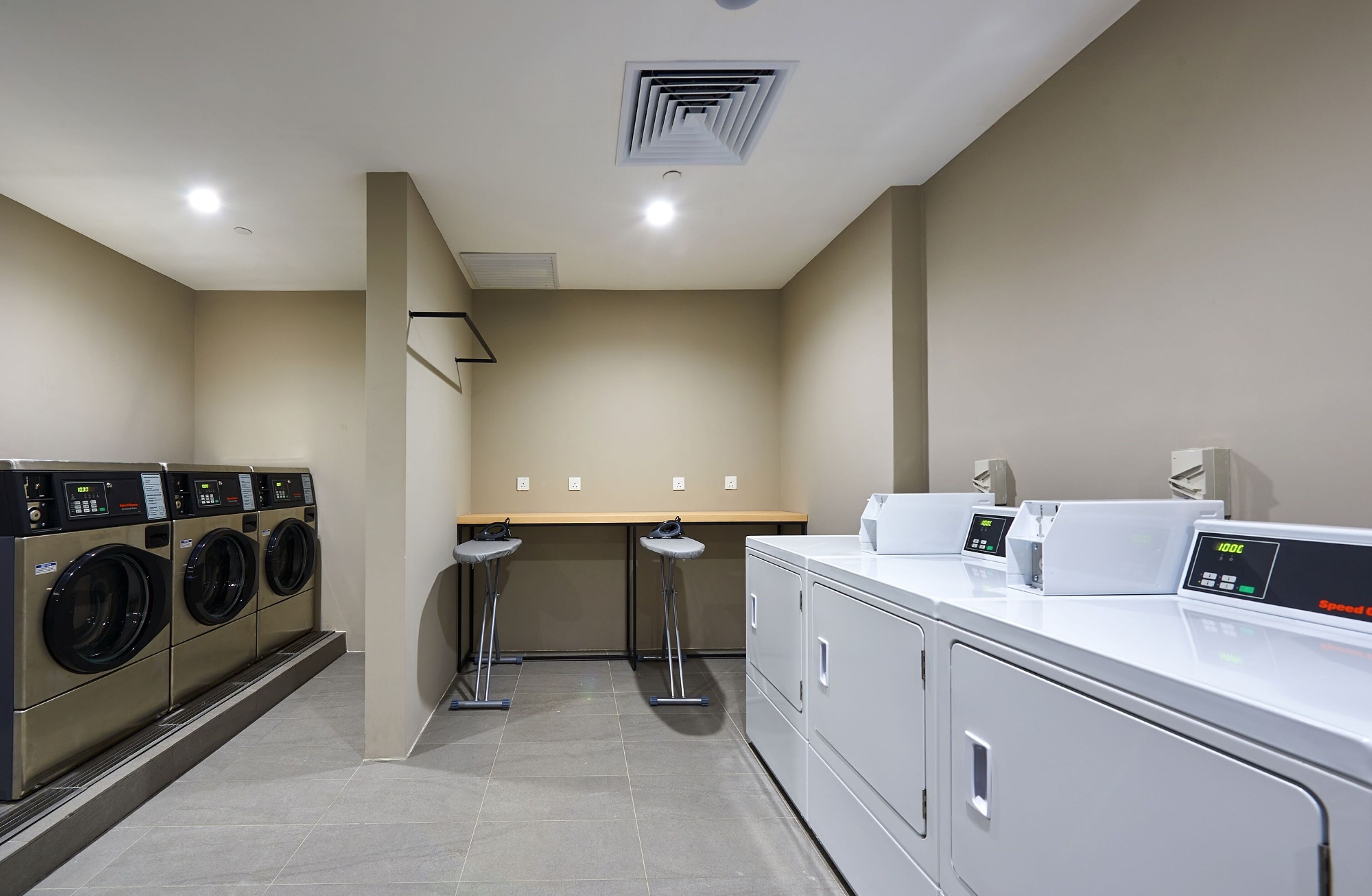 Komune Living & Wellness