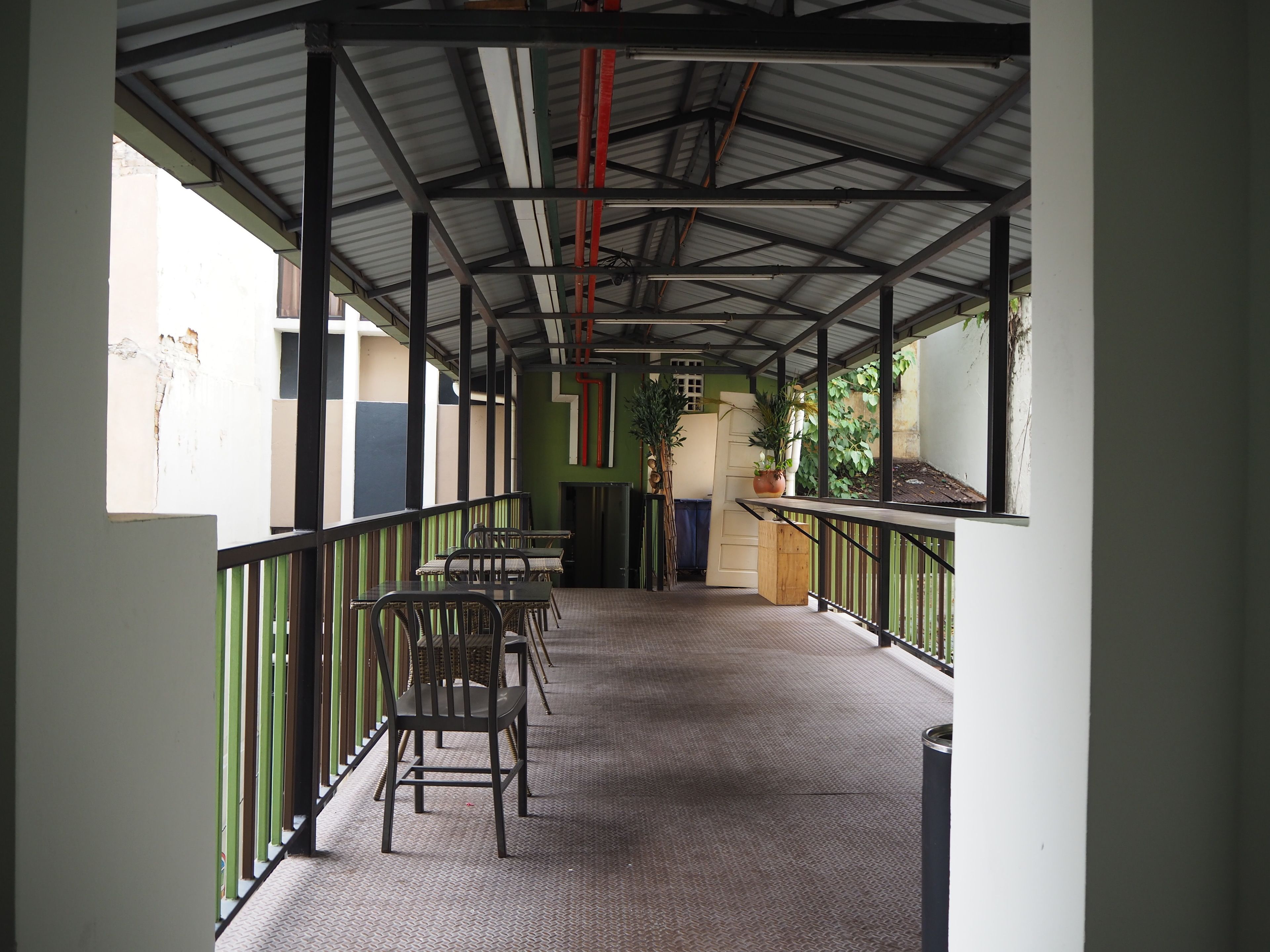 Leo Leisure Hotel