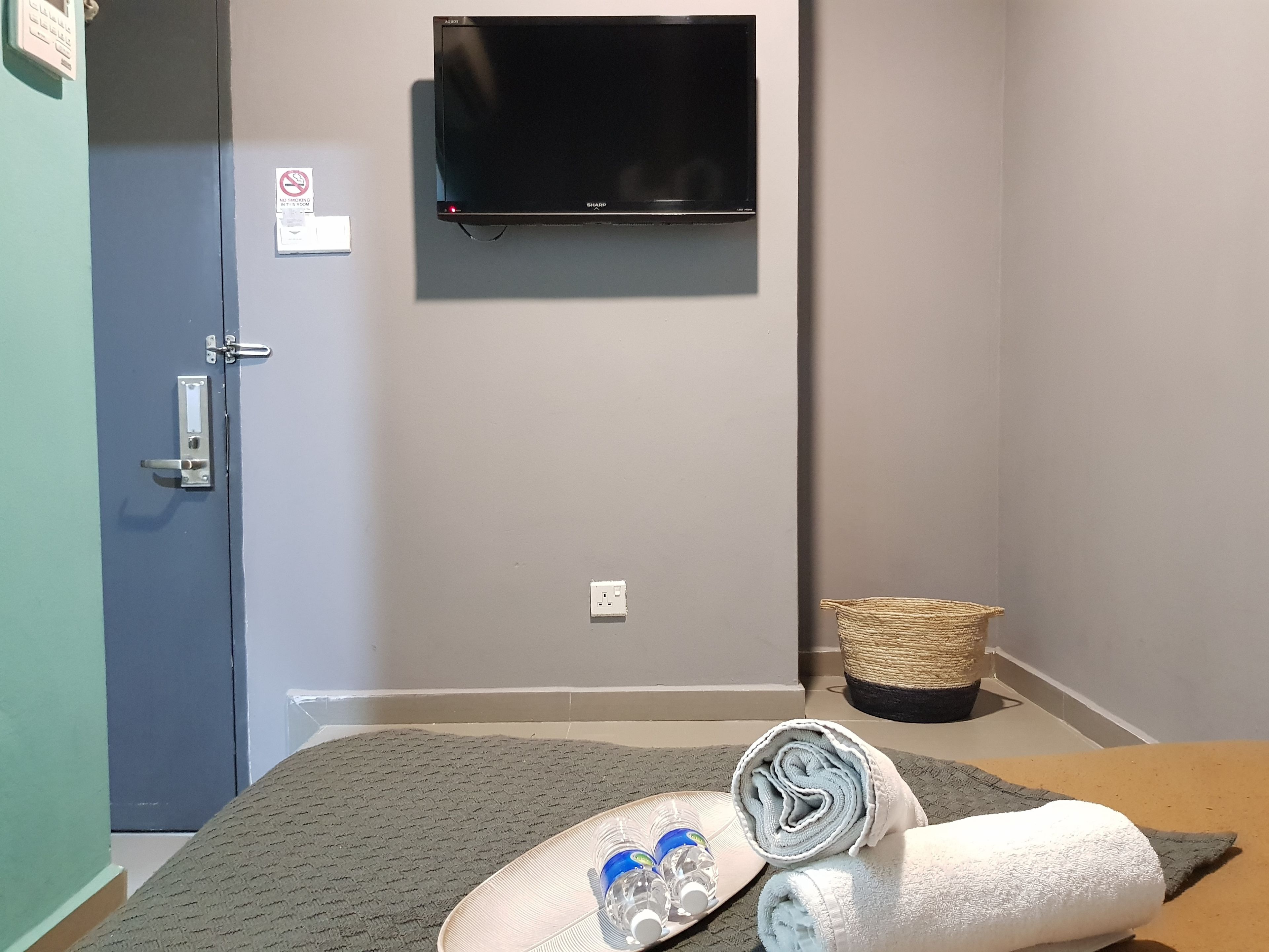 Leo Leisure Hotel