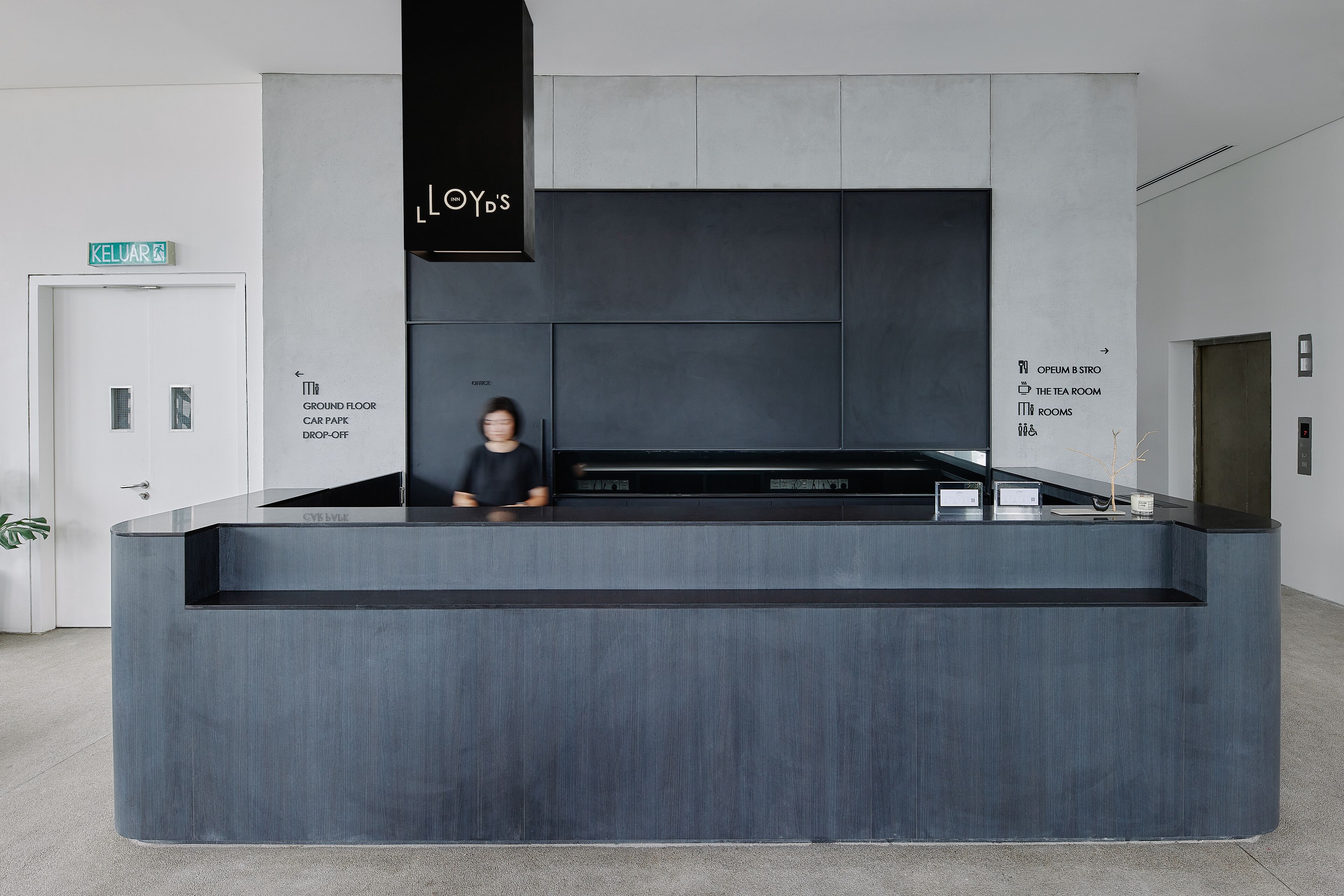 Lloyd's Inn