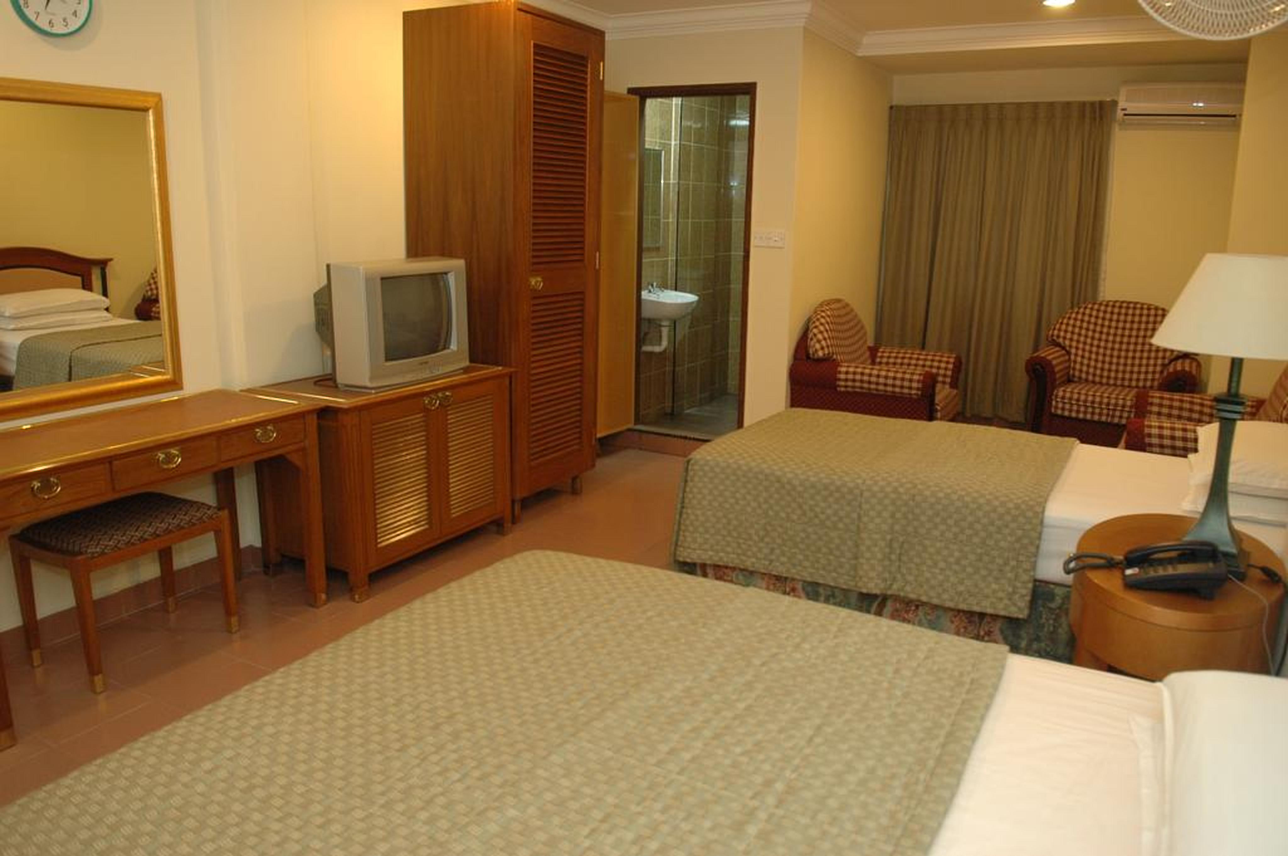 Lotus Family Hotel Medan Tuanku