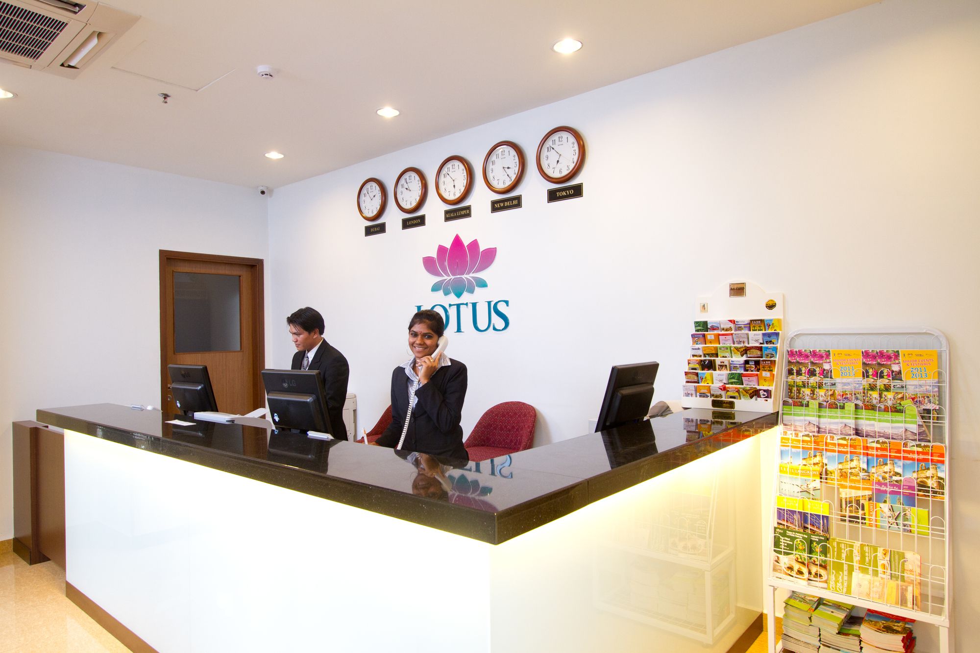 Lotus Family Hotel Masjid India