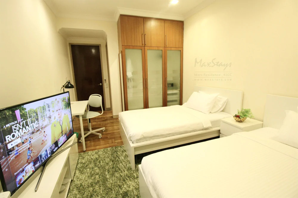 MaxStays - Max Style @ Marc Residence