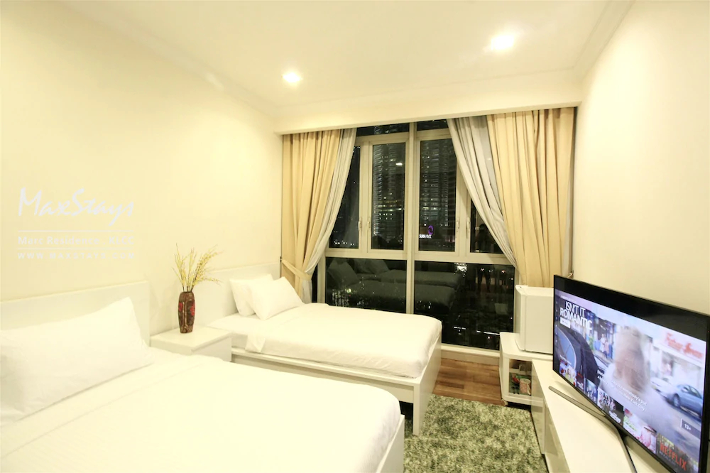 MaxStays - Max Style @ Marc Residence