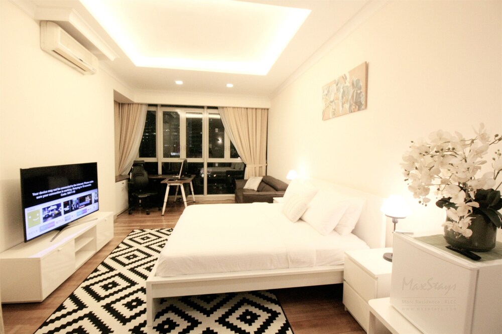 MaxStays - Max Style @ Marc Residence