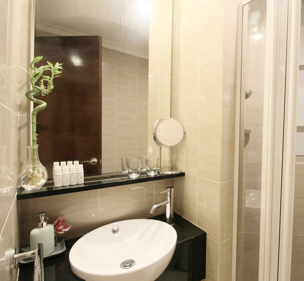 MaxStays - Max Style @ Marc Residence