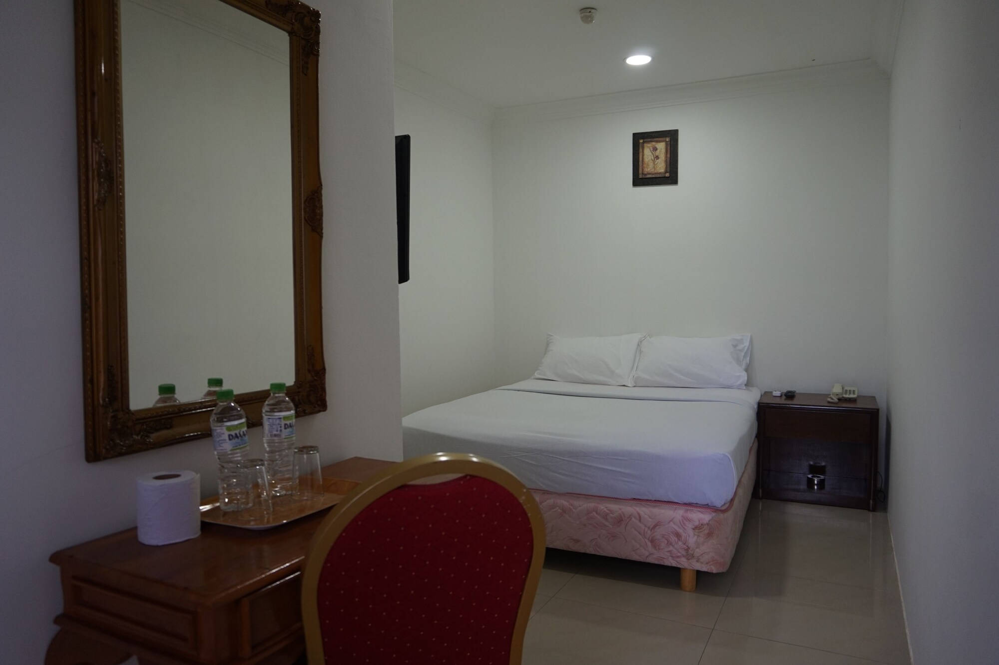 OYO 390 Mayview Glory Hotel