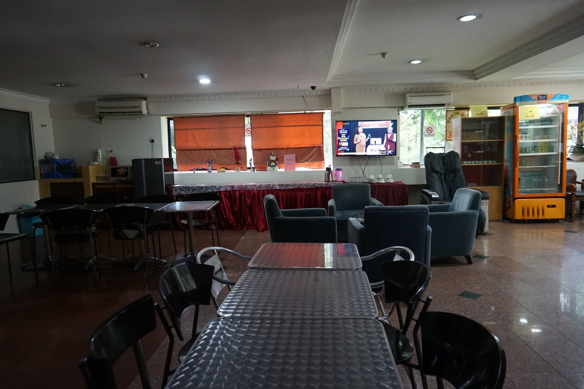 OYO 390 Mayview Glory Hotel