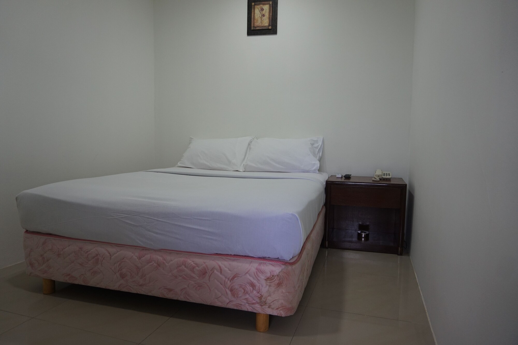 OYO 390 Mayview Glory Hotel