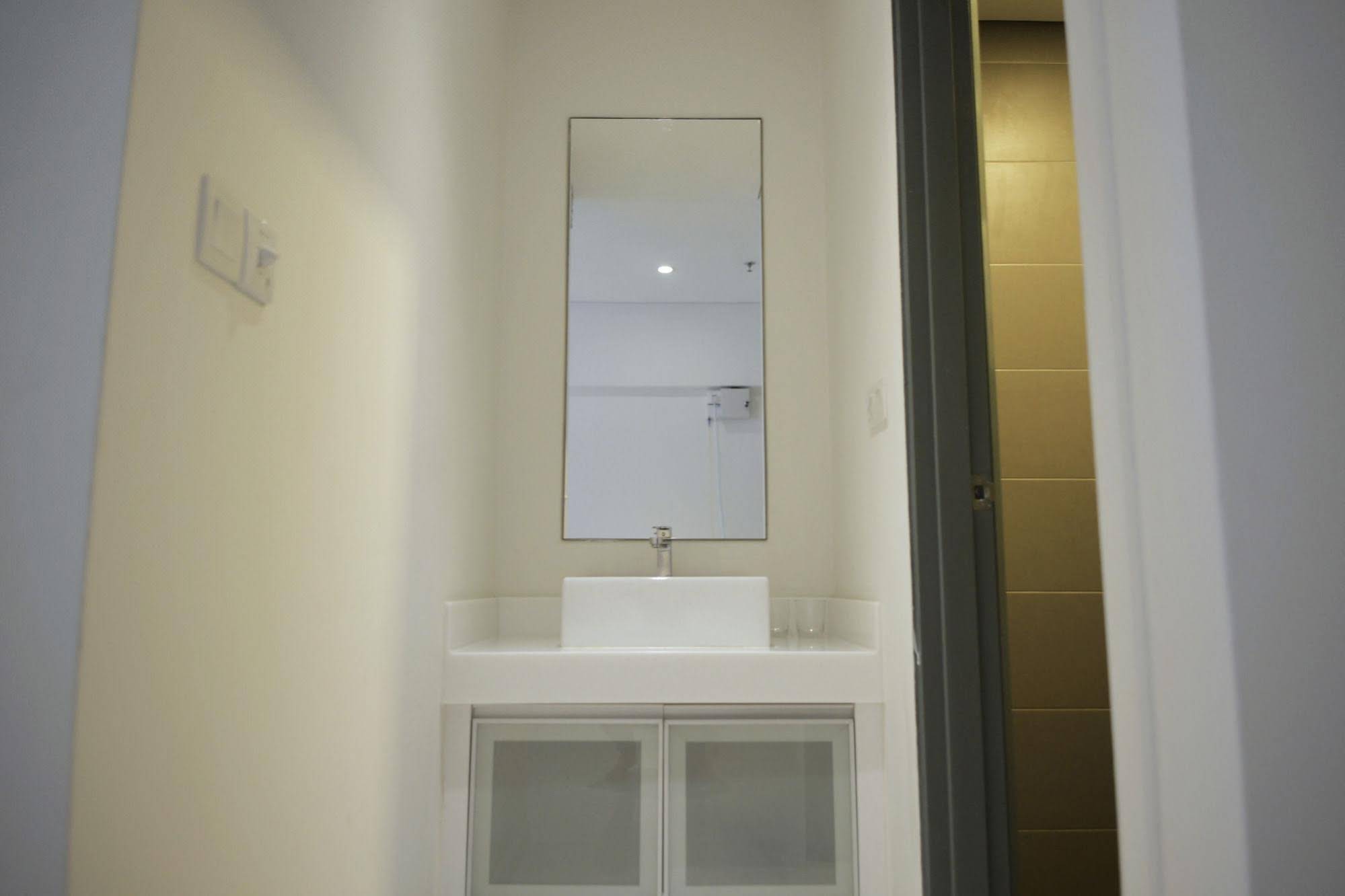 Mercu Summer Suites