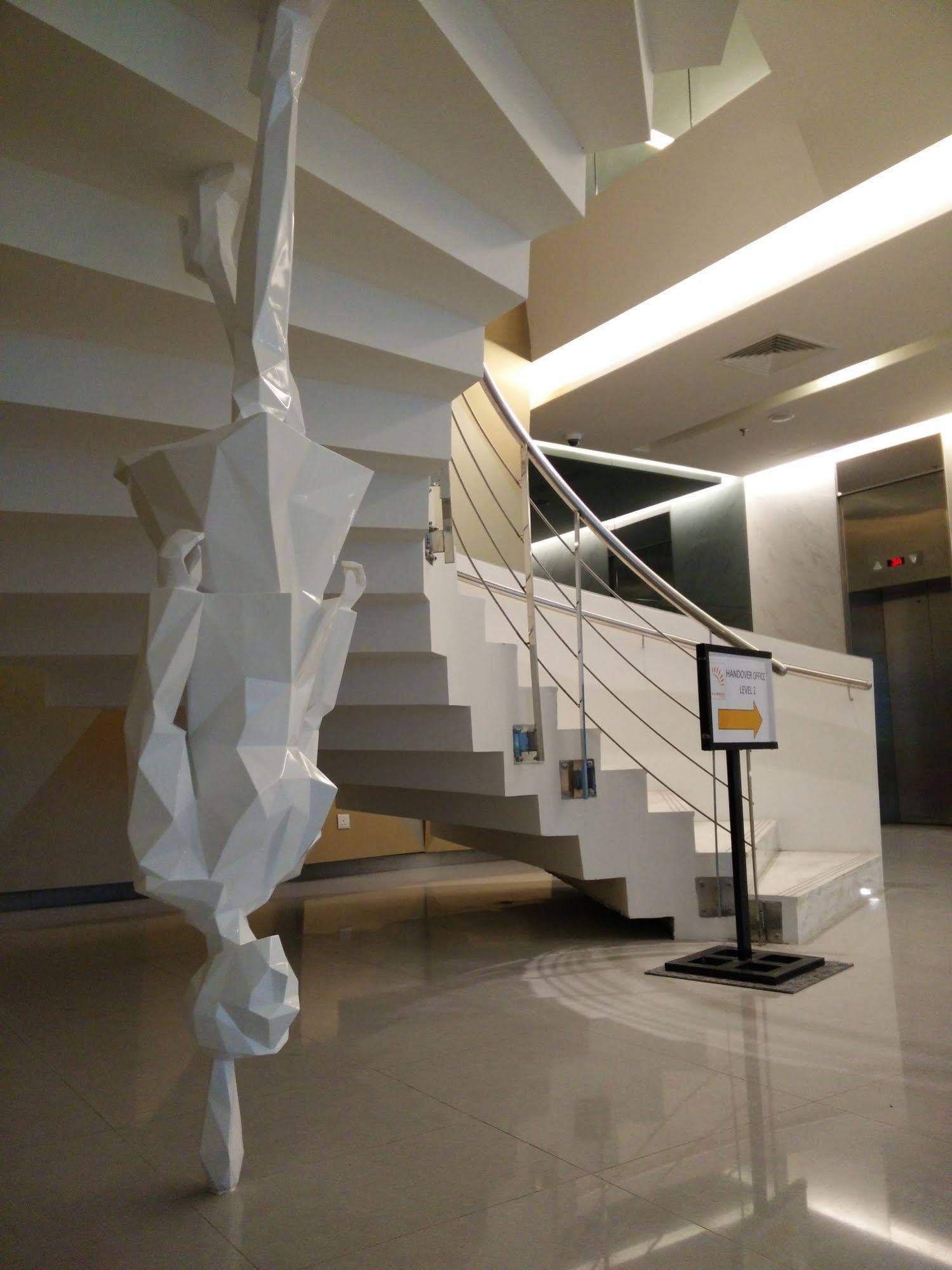 Mercu Summer Suites