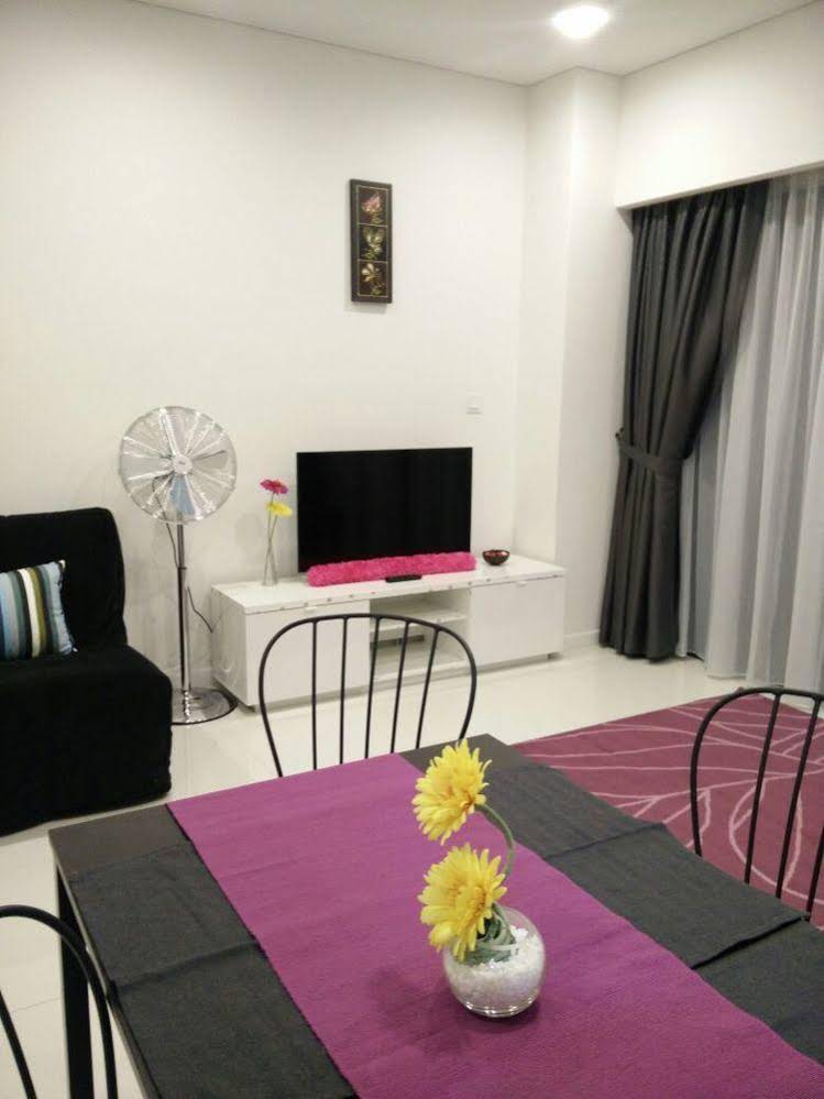 Mercu Summer Suites