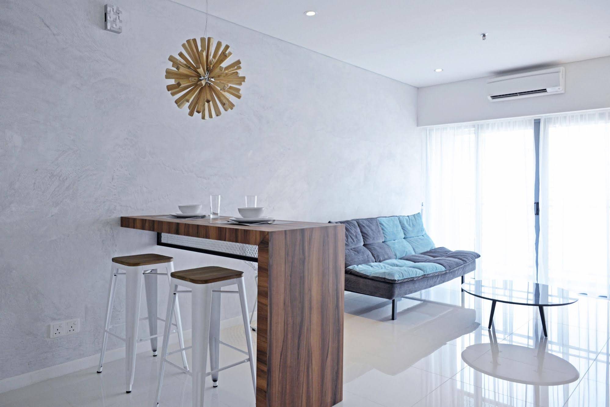 Mercu Summer Suites