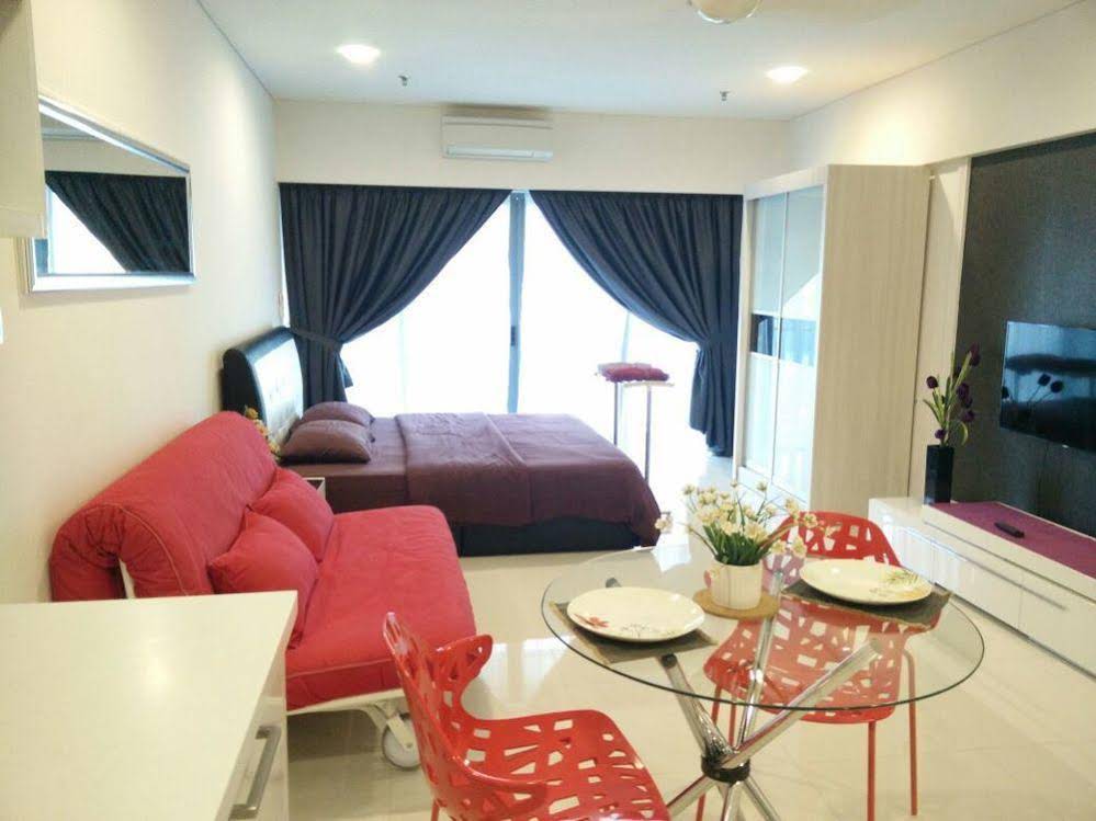 Mercu Summer Suites